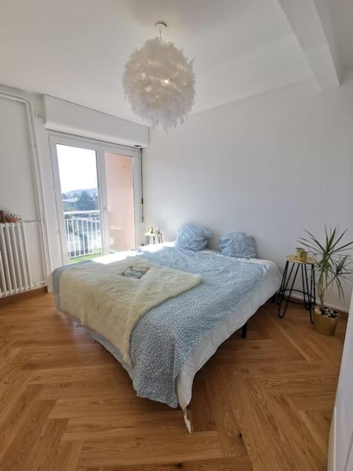 Le Parmelan - Grand Appartement Familial Avec Vue Sur La Montagne อานซี ภายนอก รูปภาพ